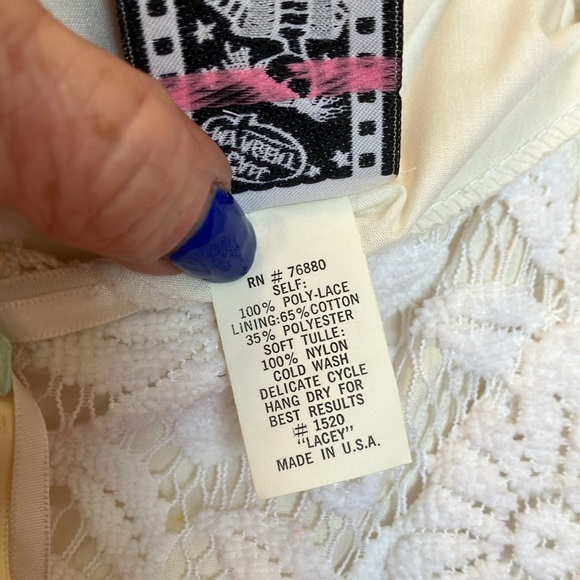 SALE price today !!! Beautiful party dress. - Picture 6 of 11